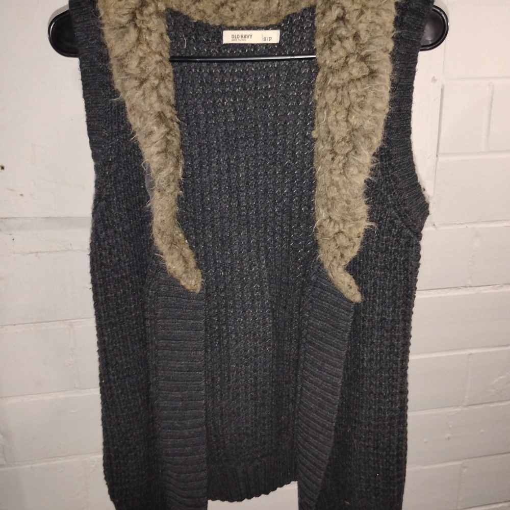 Old Navy Charcoal Sweater Vest with Tan Faux Fur Trim